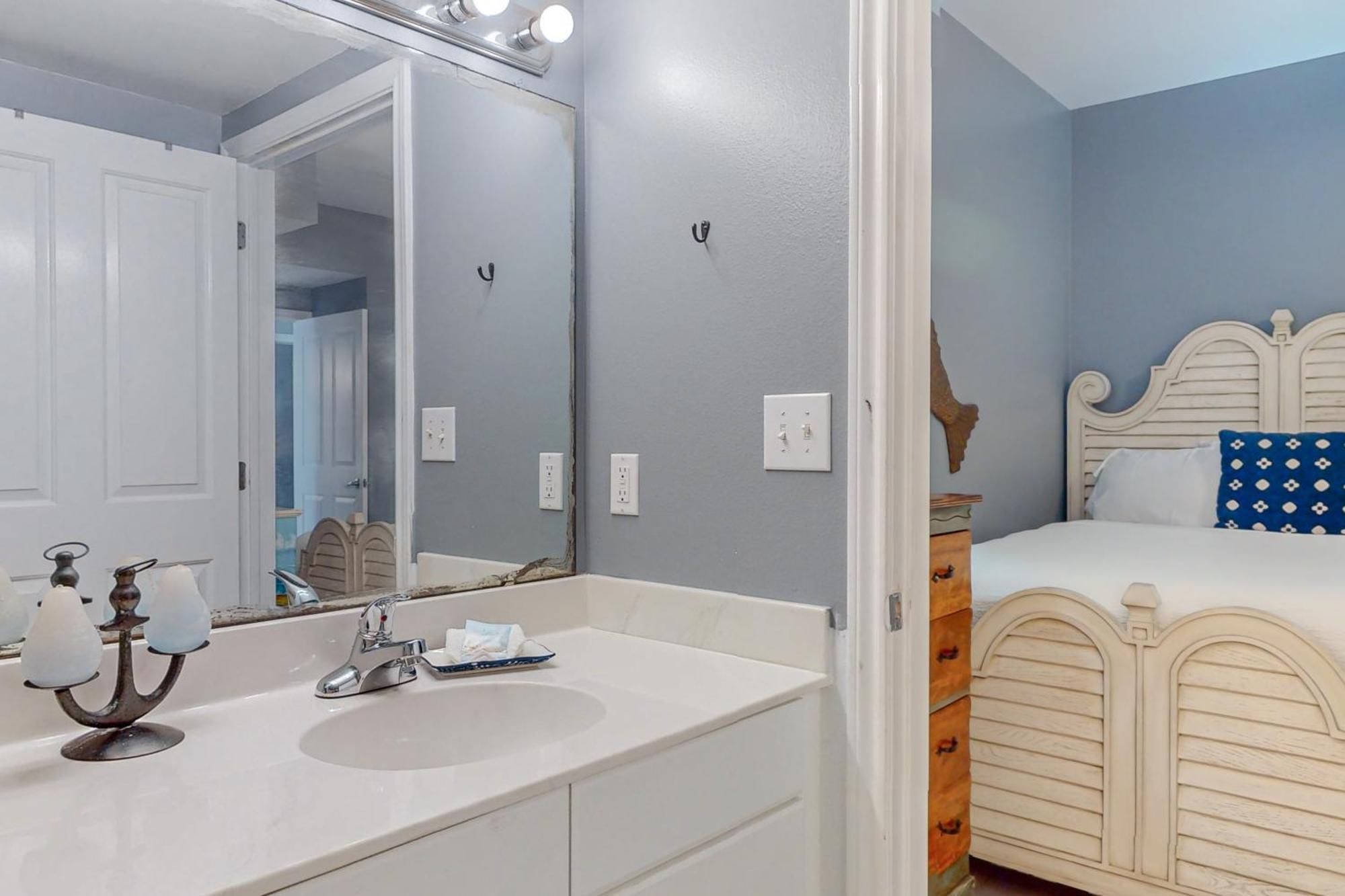 Shores Of Panama Apartment