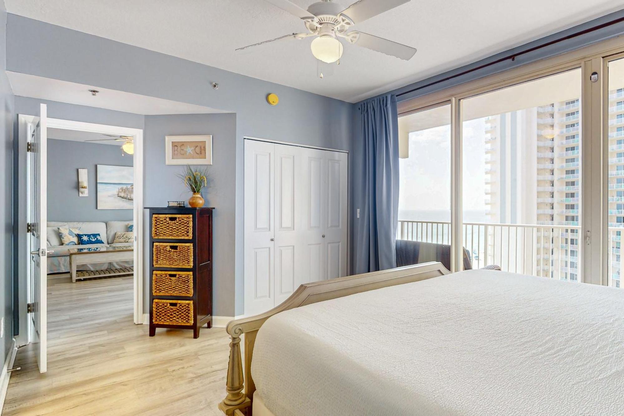 Shores Of Panama Apartment